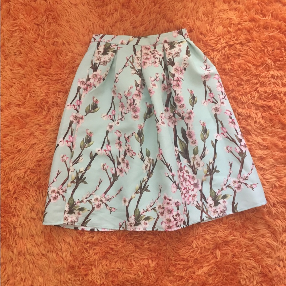 Beautiful turquoise floral midi